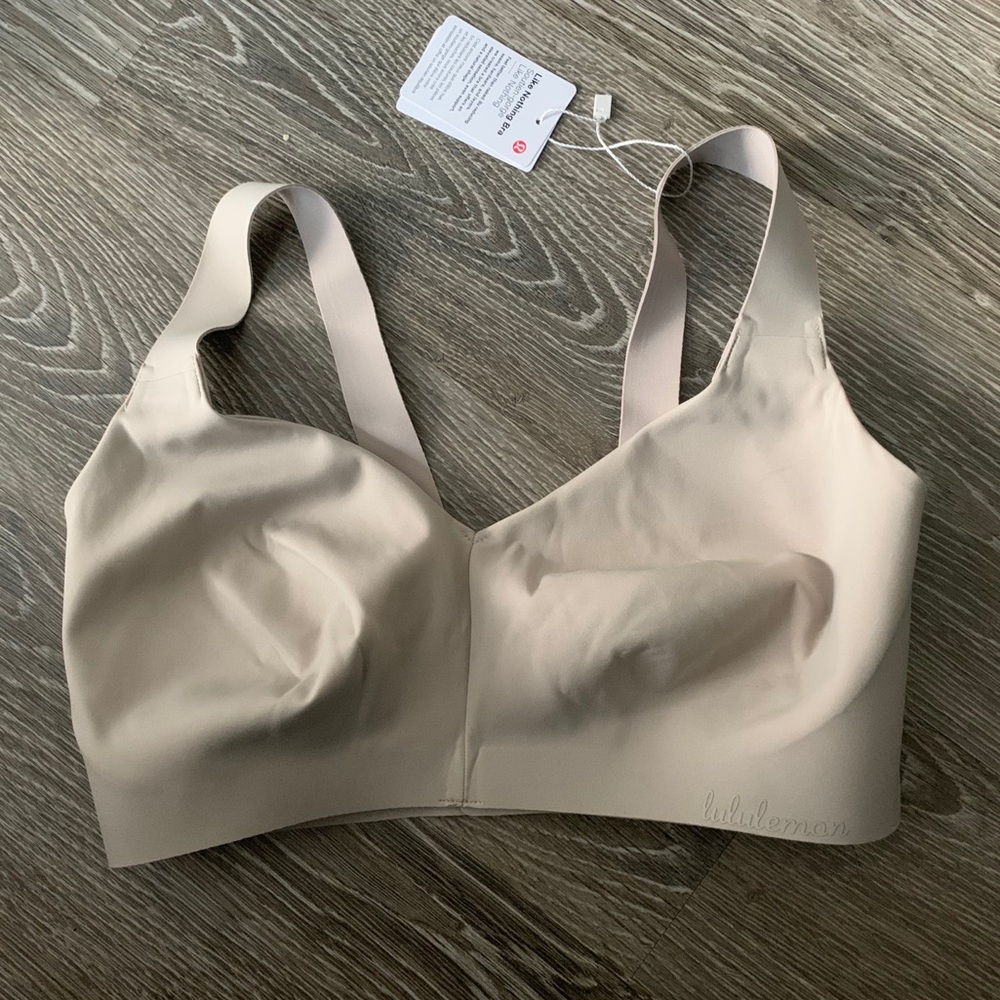lululemon Like Nothing Bra - Picture 5 of 6
